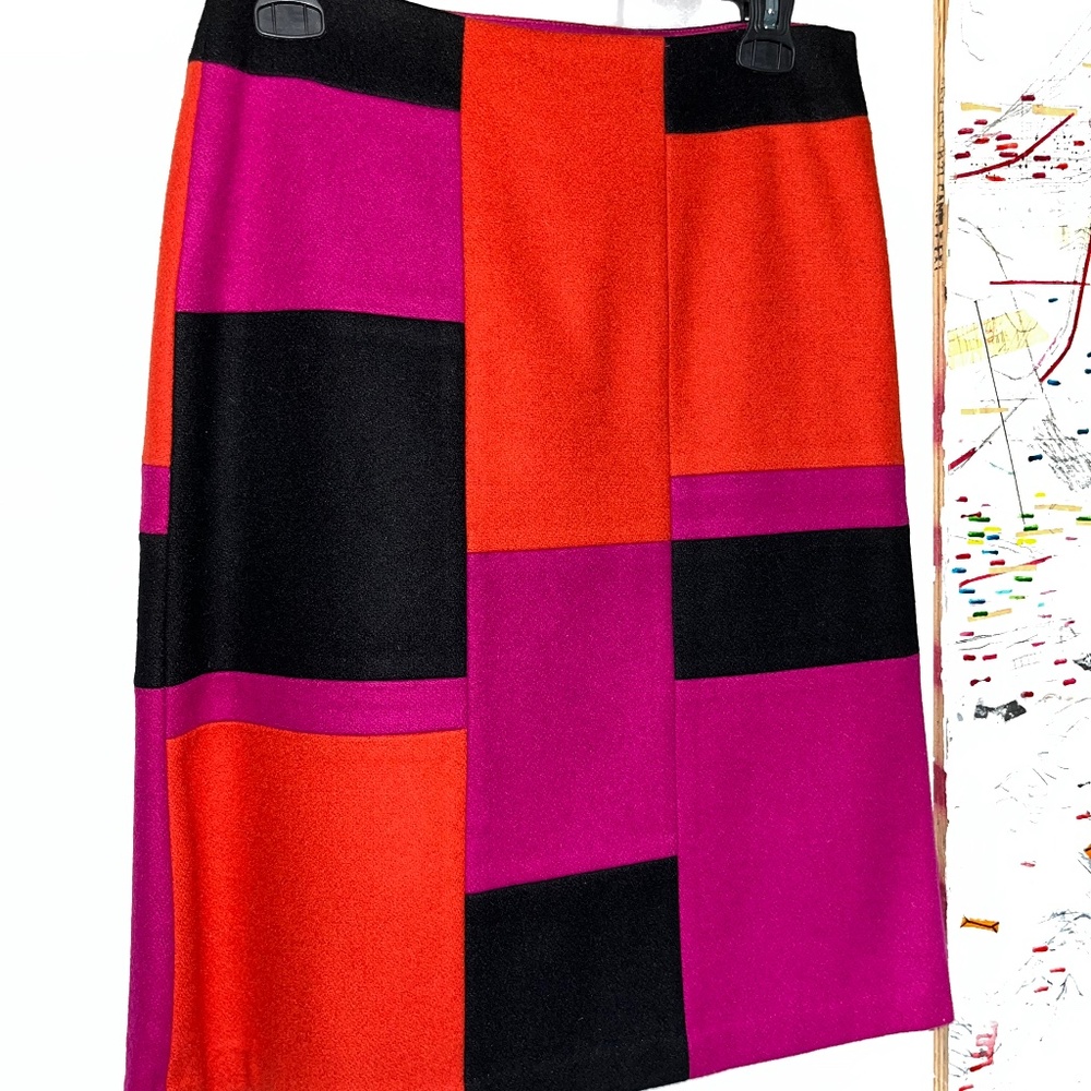Club Monaco (2) wool colour-block knee-length skirt: pink, orange & black.